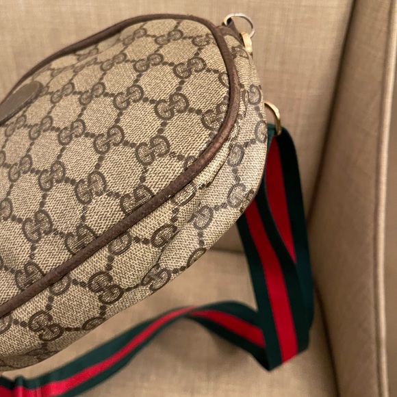 Authentic vintage Gucci GG canvas crossbody bag 007.983.1113 (F1025) - Picture 10 of 15